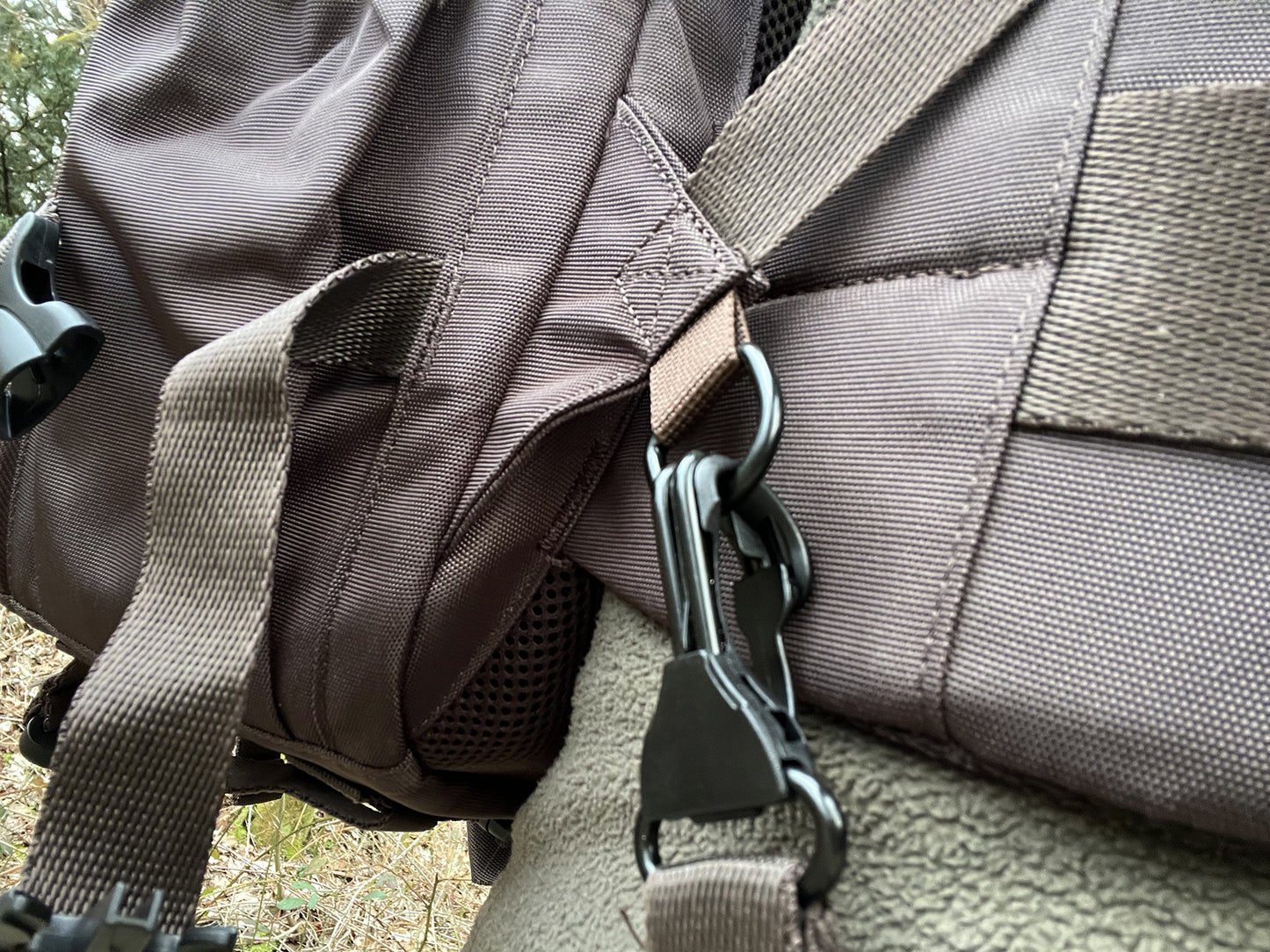 CHARGE- Camera Sliding Strap