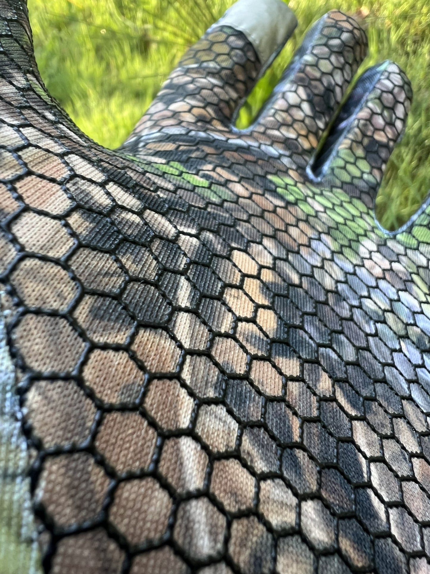 Thin Camo Gloves | Touchscreen Fingers